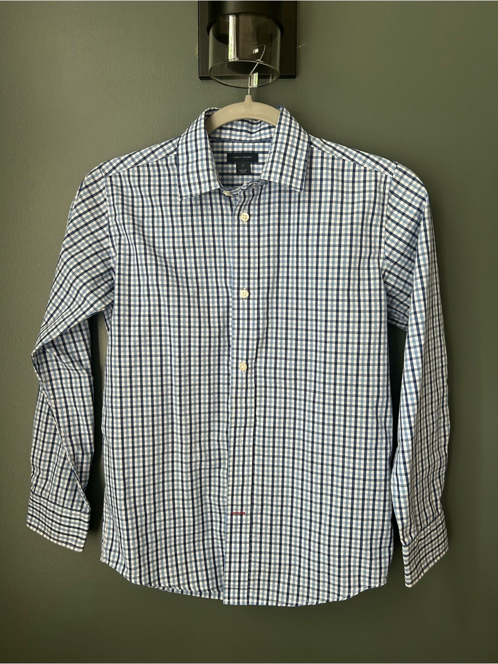 Tommy Hilfiger Blue Check Boy’s size 12 Button-Down Shirt - Picture 2 of 2